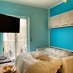 Appartamento [300 Metri Dal Mare] Elegante Monolocale Con A/c *