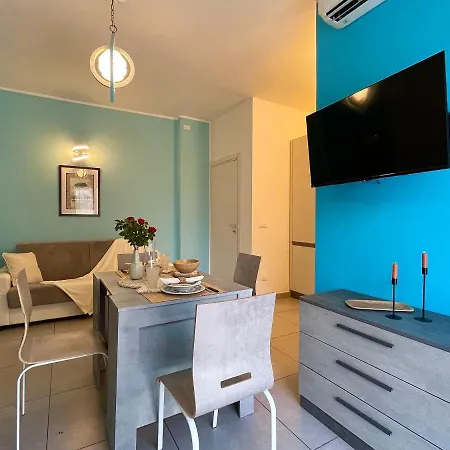 300 Metri Dal Mare Elegante Monolocale Con A/c