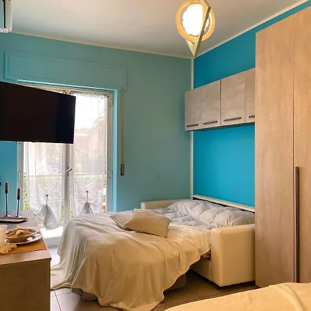 300 Metri Dal Mare Elegante Monolocale Con A/c 아파트 로아노