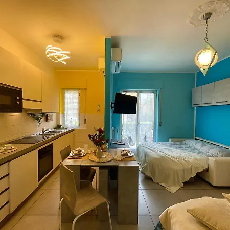 Apartment 300 Metri Dal Mare Elegante Monolocale Con A/c Loano