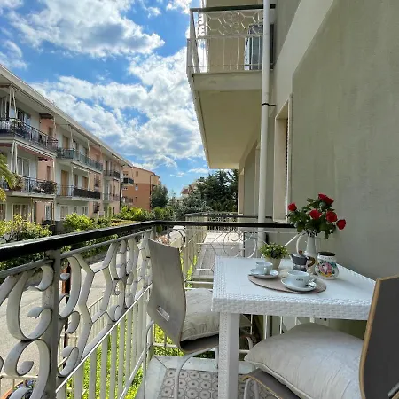 [300 Metri Dal Mare] Elegante Monolocale Con A/c Loano