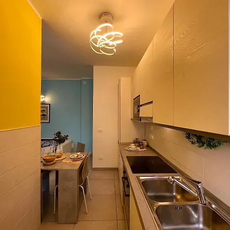 Apartment 300 Metri Dal Mare Elegante Monolocale Con A/c