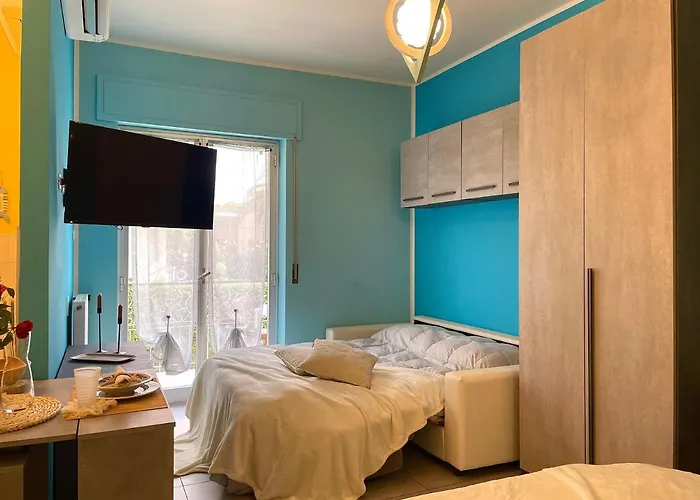 300 Metri Dal Mare Elegante Monolocale Con A/c شقة لوانو