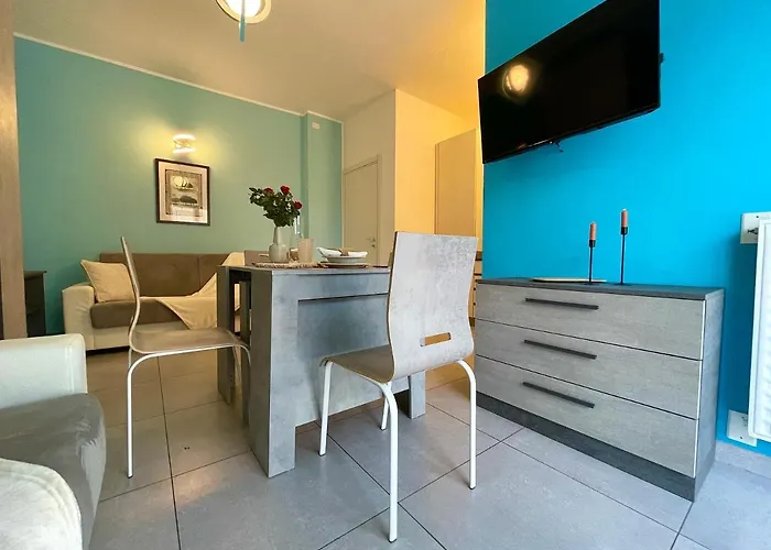 شقة 300 Metri Dal Mare Elegante Monolocale Con A/c لوانو