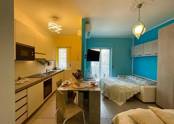 شقة 300 Metri Dal Mare Elegante Monolocale Con A/c لوانو
