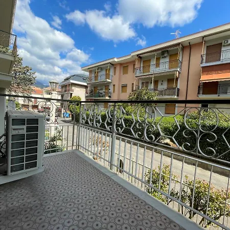 Διαμέρισμα 300 Metri Dal Mare Elegante Monolocale Con A/c Loano